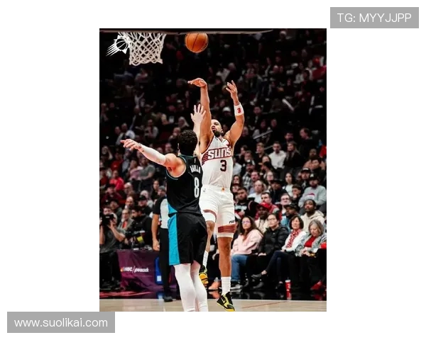 狄龙半场表现惊艳15投6中三分球8投2中独揽全队最高16分并贡献2次抢断